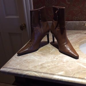 Lauren Ralph Lauren Pointy Toe Ankle Boots